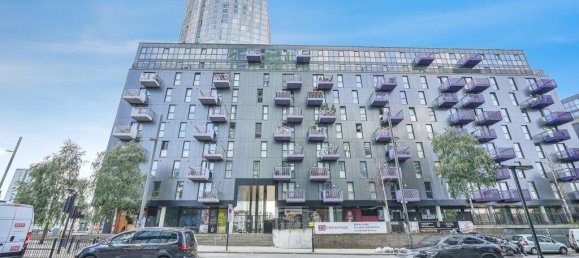 2 bedrooms Apartment in London, United Kingdom No. 10607 4