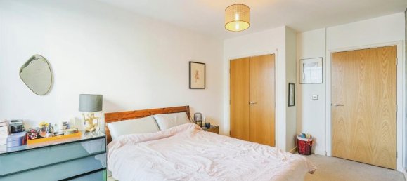 2 bedrooms Apartment in London, United Kingdom No. 10607 13