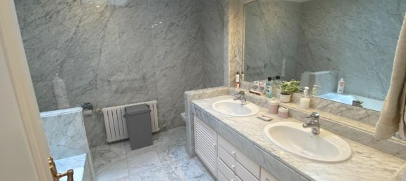 Villa de 8 dormitorios en Marbella, Spain No. 142828 42