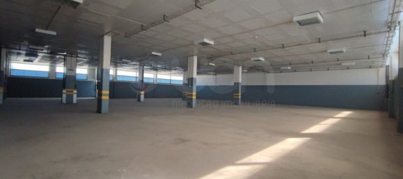  مستودع في Loures, Portugal 4830متر مربع رقم 85318 8