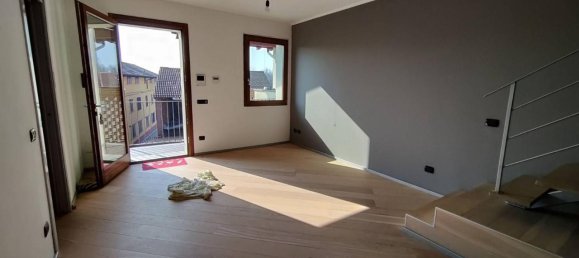 Penthouse de 4 divisões em Suno, Italy N.º 85863 3