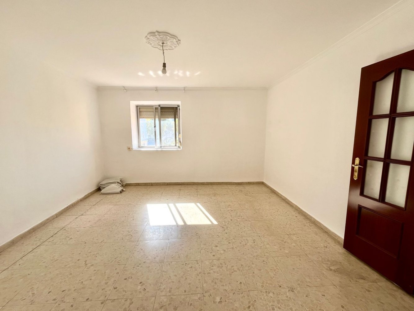 3 bedrooms Apartment in Cadiz, Spain No. 271728