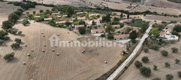 2 Schlafzimmer Haus in Ragusa, Italy, Nr. 351542 10