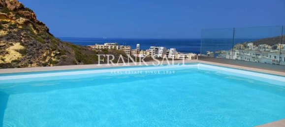 3 bedrooms Penthouse in Marsalforn, Malta No. 5953 2