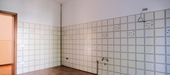 4 rooms Duplex in Montelabbate, Italy No. 264910 2