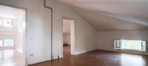 4 rooms Duplex in Montelabbate, Italy No. 264910 16