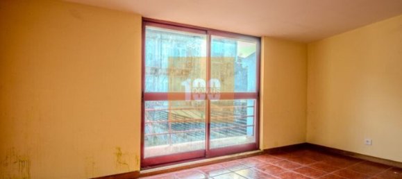 614m² Building in Porto, Portugal No. 123459 28