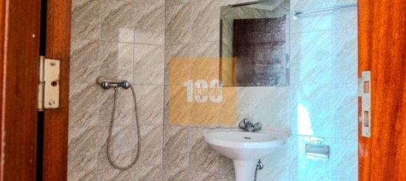 614m² Building in Porto, Portugal No. 123459 32