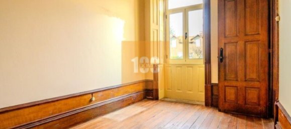 614m² Building in Porto, Portugal No. 123459 21