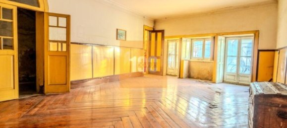 614m² Building in Porto, Portugal No. 123459 35