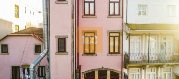 614m² Building in Porto, Portugal No. 123459 48