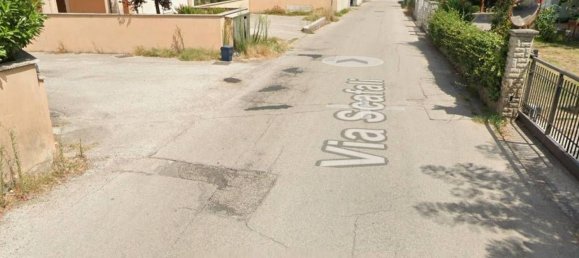 11050m² Land in Foligno, Italy No. 350063 2