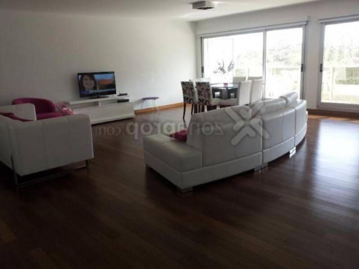 3 bedrooms Apartment in Buenos Aires, Argentina No. 90643
