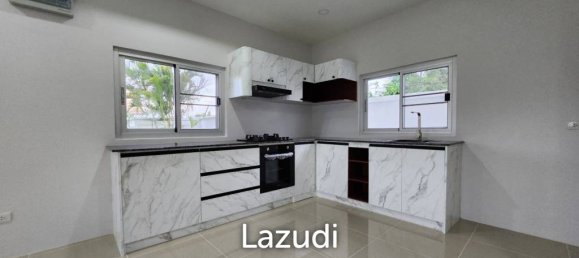 4 bedrooms Villa in Hua Hin, Thailand No. 24398 10