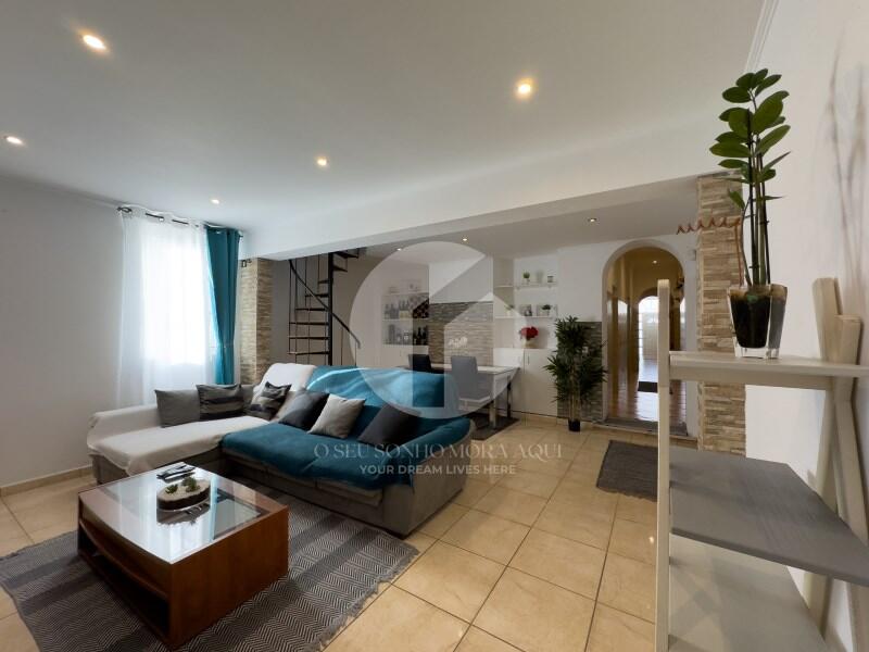 3 bedrooms Villa in Quelfes, Portugal No. 278847