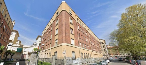 3غرفة شقة في Turin, Italy رقم 10107 2