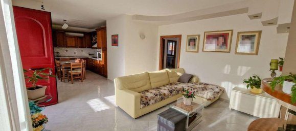 5غرفة شقة في Piandimeleto, Italy رقم 80182 20