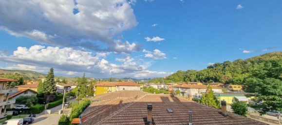 5غرفة شقة في Piandimeleto, Italy رقم 80182 4