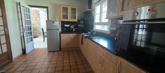 3 Schlafzimmer Haus in Milly-la-Foret, France, Nr. 277905 4