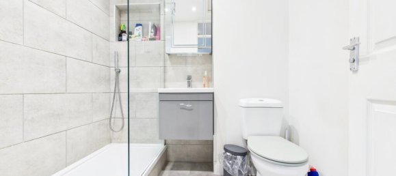 2 bedrooms Apartment in Bordon, United Kingdom No. 13884 13