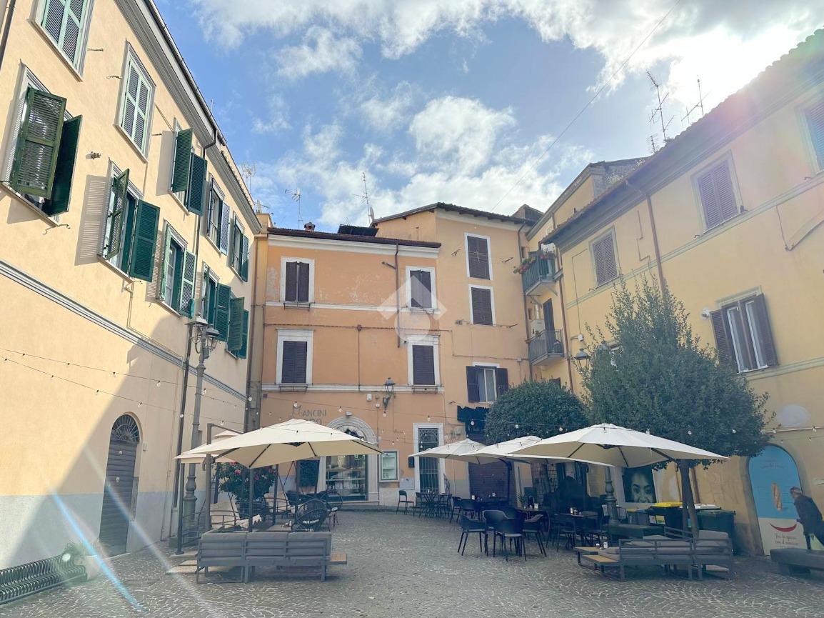 Apartamento de 3 habitaciónes en Velletri, Italy No. 232359