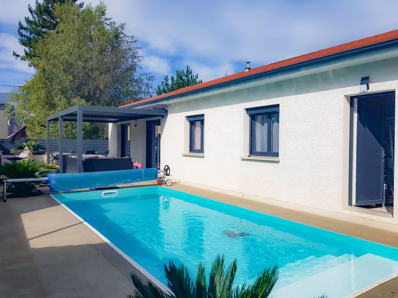 3 chambres Maison à Salaise-sur-Sanne, France No. 207160