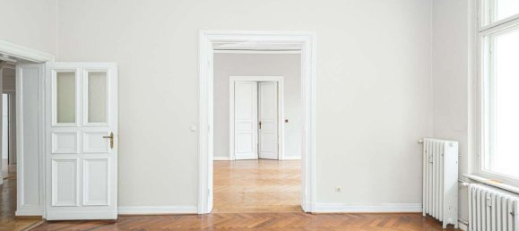 Здание с 6 комнатами в Шарлоттенбург, Германия № 61038 25