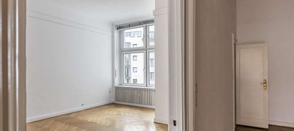 Здание с 6 комнатами в Шарлоттенбург, Германия № 61038 6