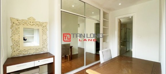 3 Schlafzimmer Villa in Long Bien, Vietnam, Nr. 606 11