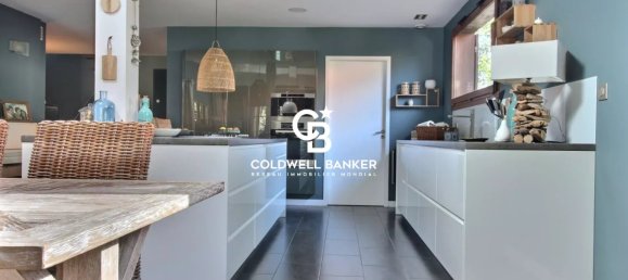 5 bedrooms Villa in Gujan-Mestras, France No. 297689 6