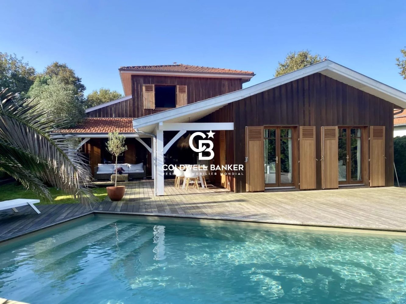 5 bedrooms Villa in Gujan-Mestras, France No. 297689