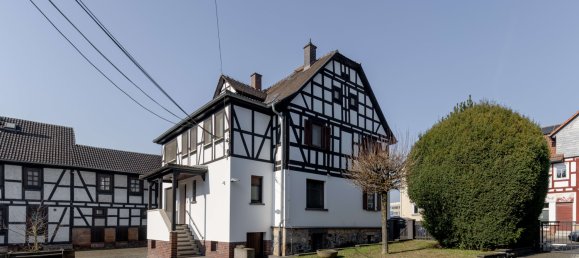 Дом с 8 комнатами в Lollar, Германия № 18768 2