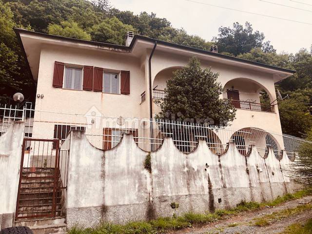 3 غرف نوم فيلا في Varazze, Italy رقم 221597