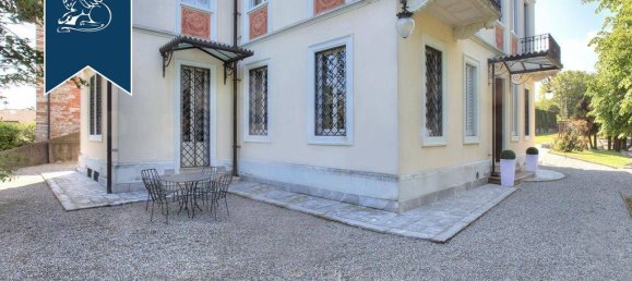 4 Schlafzimmer Villa in Buguggiate, Italy, Nr. 137409 4