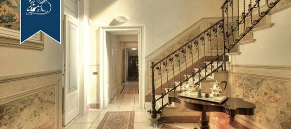 4 Schlafzimmer Villa in Buguggiate, Italy, Nr. 137409 18