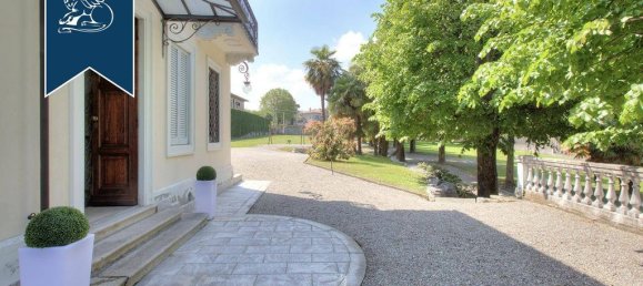4 Schlafzimmer Villa in Buguggiate, Italy, Nr. 137409 5