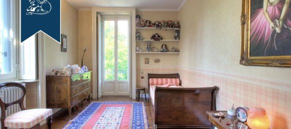 4 Schlafzimmer Villa in Buguggiate, Italy, Nr. 137409 23