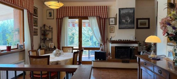 Вилла с 3 спальнями в Рим, Италия № 156221 26