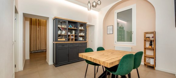 4 bedrooms Apartment in Rome, Italy No. 377945 2
