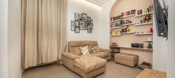 4 bedrooms Apartment in Rome, Italy No. 377945 6