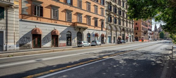 4 bedrooms Apartment in Rome, Italy No. 377945 24