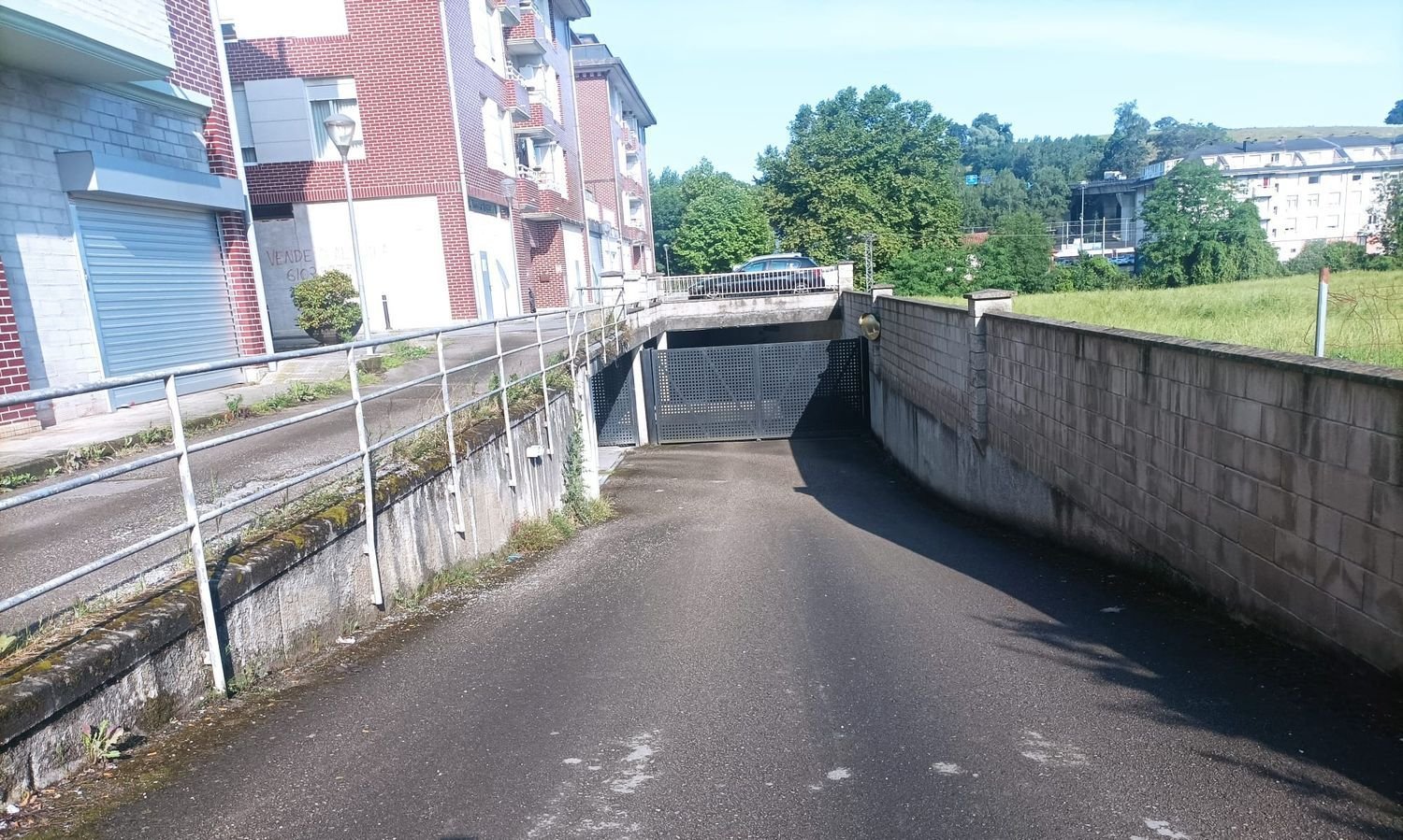 1925m² Garage in Cantabria, Spain No. 163855