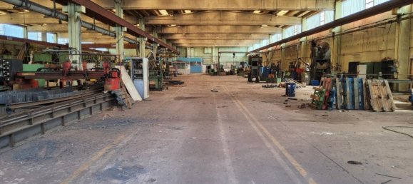 5280m² Warehouse in Latina, Italy No. 203010 17