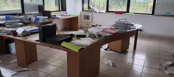 5280m² Warehouse in Latina, Italy No. 203010 9