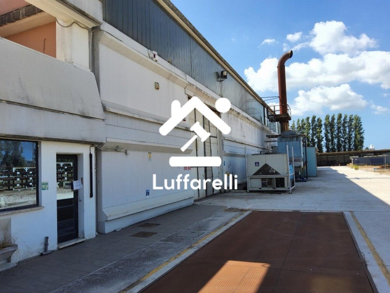 Entrepôt à Latina, Italy 5280m² No. 203010