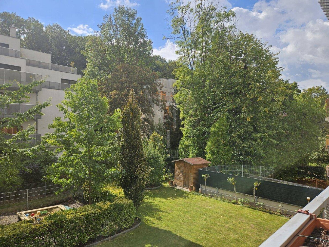 4 rooms Apartment in Hernals, Austria No. 204095