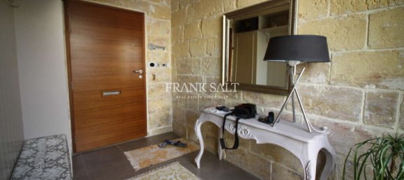 Casa de 4 dormitorios en Zejtun, Malta No. 2508 2