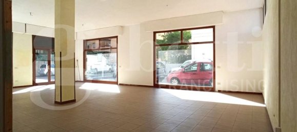  عقار تجاري في Oristano, Italy 102متر مربع رقم 275645 3