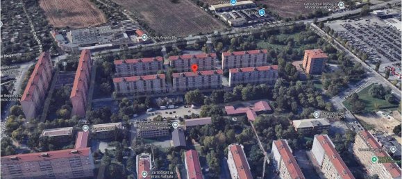 2 bedrooms Apartment in Turin, Italy No. 9105 10