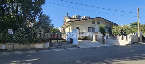 4 chambres Villa à Lanciano, Italy No. 373999 3